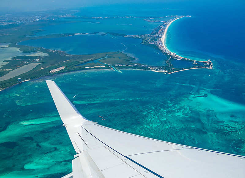 Buy your flights to Cancun with time