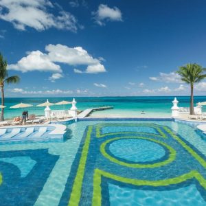 Riu Palace Las Americas Cancun All Inclusive Adults Only - A Luxury Pool with a view