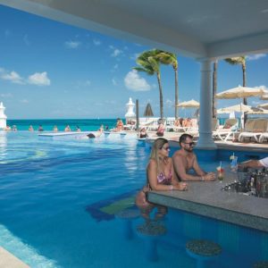 Riu Palace Las Americas Cancun All Inclusive Adults Only - Enjoy the Swim up Bar