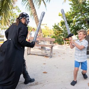 Jolly Roger Pirate Show and Dinner in Cancun